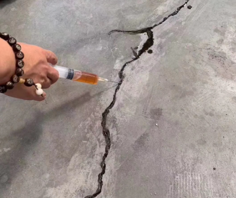 拜城混凝土裂缝修补技术详解​